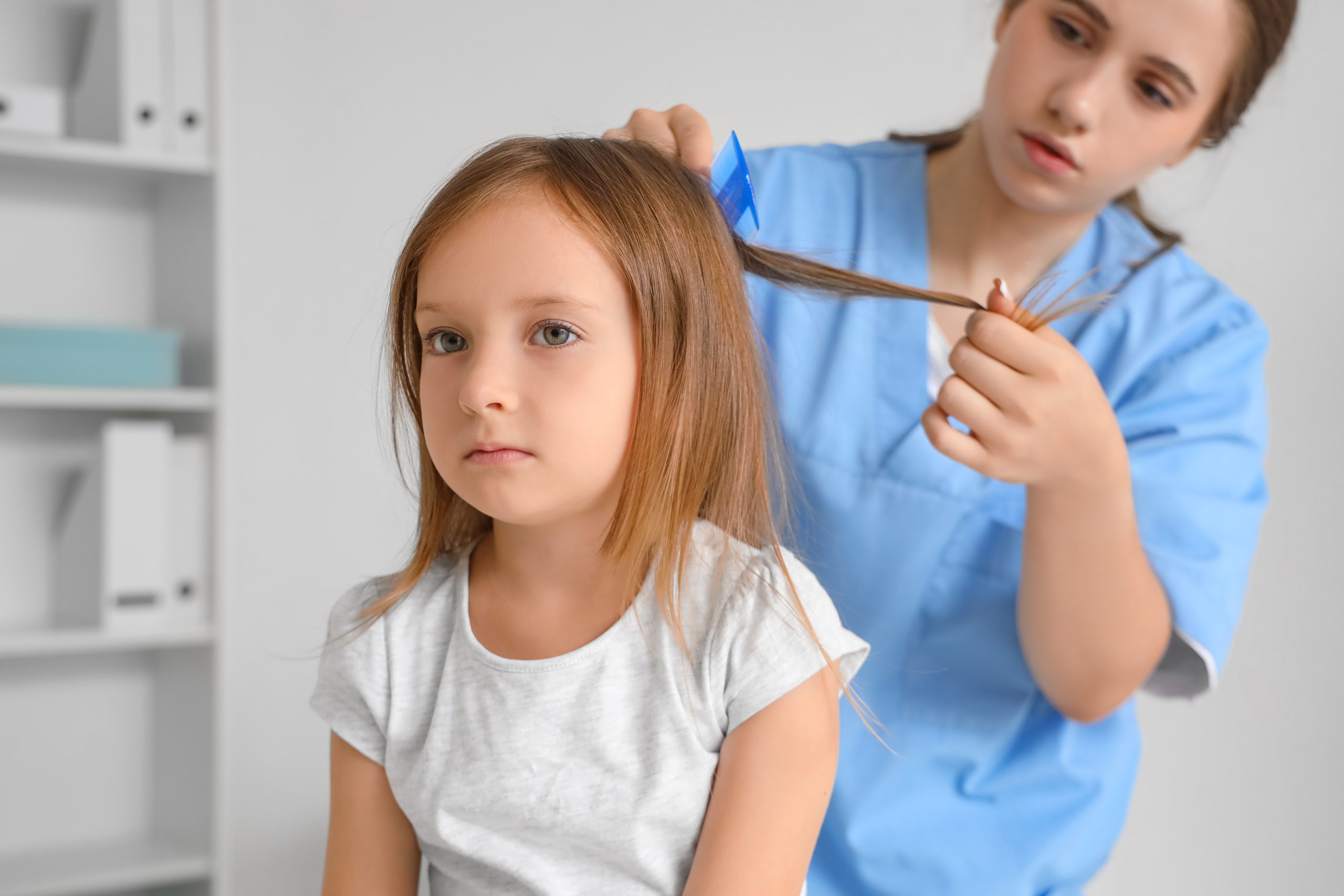 The Professional Approach to Lice Removal: What a Treatment Center Offers featured image